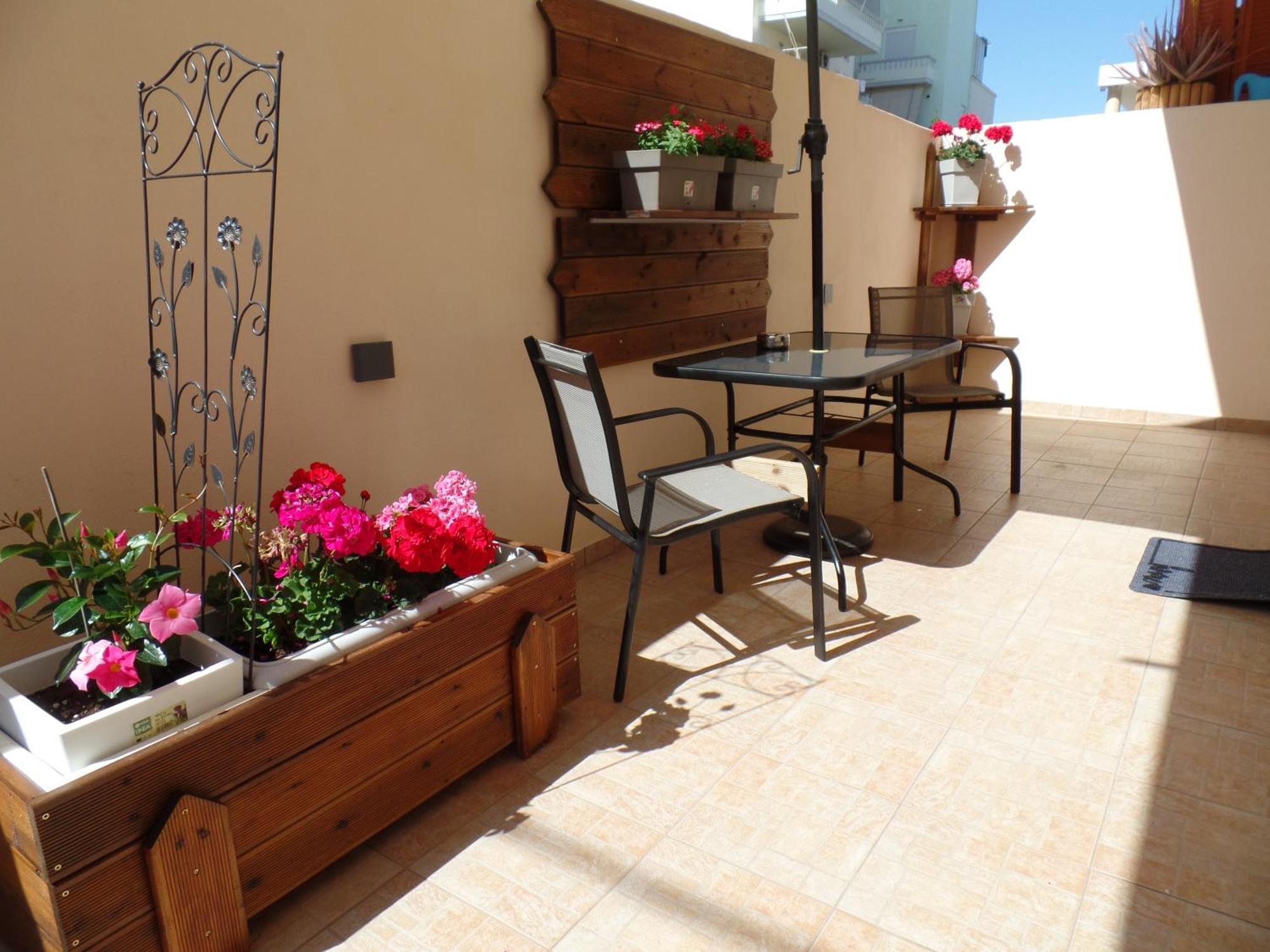 Ellis Home With Private Entrance And Nice Veranda Chania  Exterior photo